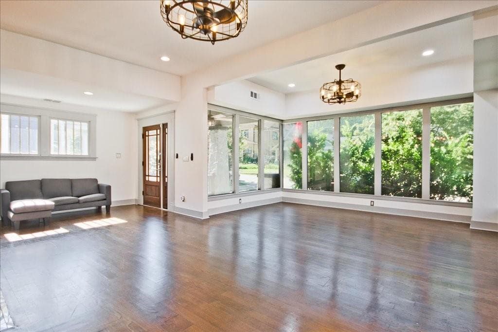 6 bedroom, 4 bathroom, 3,143 sq ft single family residence under contract at 1247 Lucile Avenue, Atlanta, GA 30310 — photo 7
