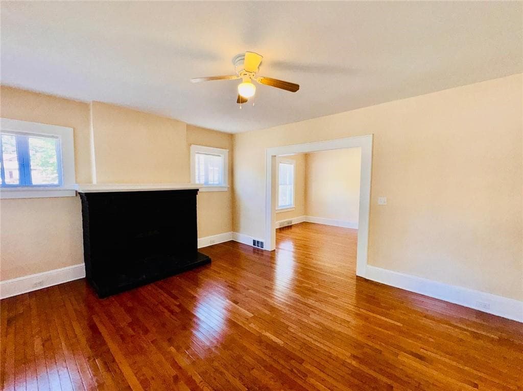 3 bedroom, 2 bathroom, 1,204 sq ft single family residence for sale at 880 Cascade Avenue, Atlanta, GA 30311 — photo 1 of 16