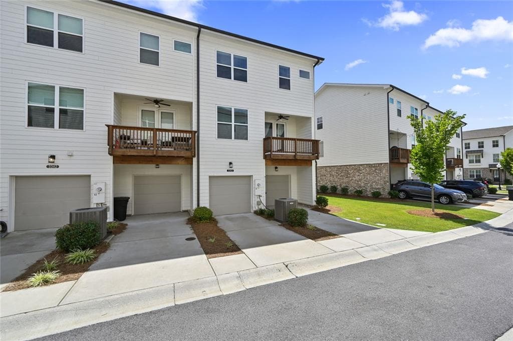 4 bedroom, 4 bathroom, 2,235 sq ft townhouse for sale at 3352 Acorn Harvest Lane, Suwanee, GA 30024 — photo 5
