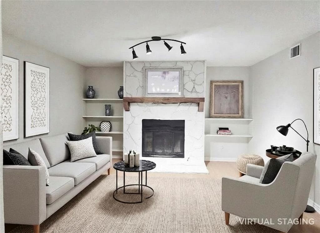 2 bedroom, 2 bathroom, 1,278 sq ft condominium for sale at 5714 Woodmont Boulevard, Peachtree Corners, GA 30092