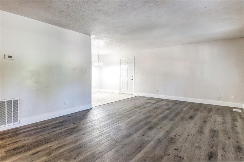 3 bedroom, 2 bathroom, 1,204 sq ft single family residence for sale at 1764 Big Horn Court, Conyers, GA 30013 — photo 10