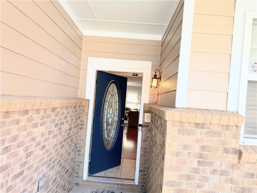 2 bedroom, 3 bathroom, 1,681 sq ft condominium for sale at 1075 Brittania Road, Stone Mountain, GA 30083 — photo 2