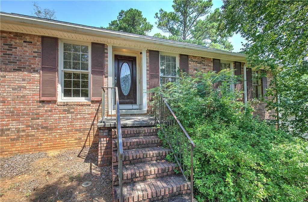 3 bedroom, 2 bathroom, 1,807 sq ft single family residence for sale at 7 Valley Brook Drive, Rome, GA 30161 — photo 5