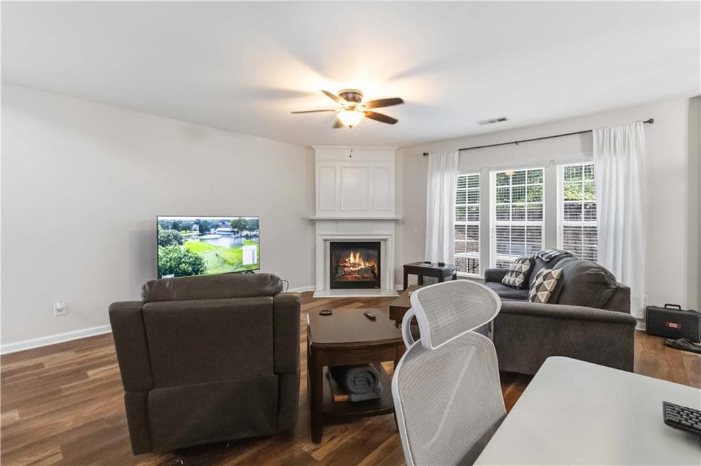 3 bedroom, 3 bathroom, 1,744 sq ft townhouse for rent at 105 Finchley Drive, Roswell, GA 30076 for $2,595 a month — photo 8