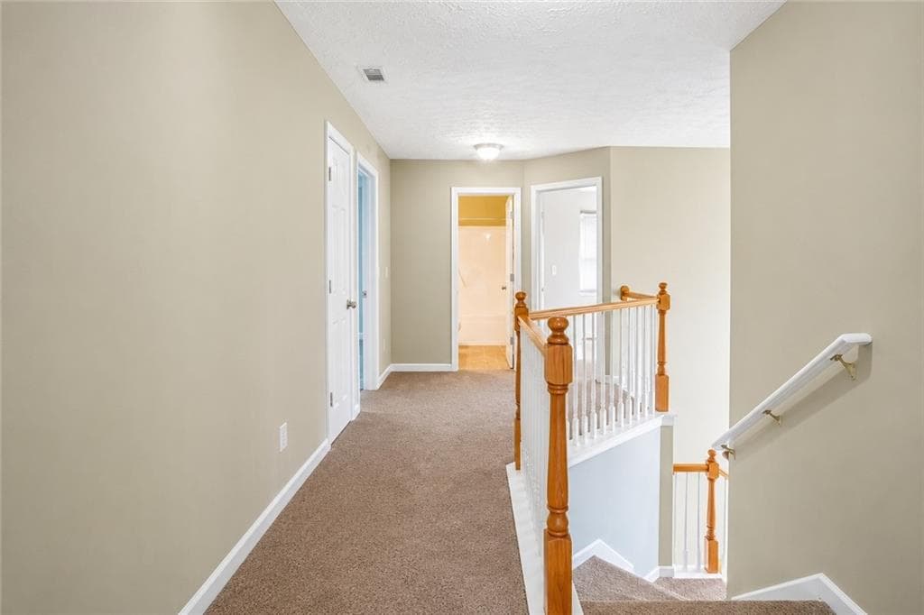 4 bedroom, 3 bathroom, 2,880 sq ft single family residence for sale at 4033 Roxberry Hill Lane, Buford, GA 30518 — photo 9