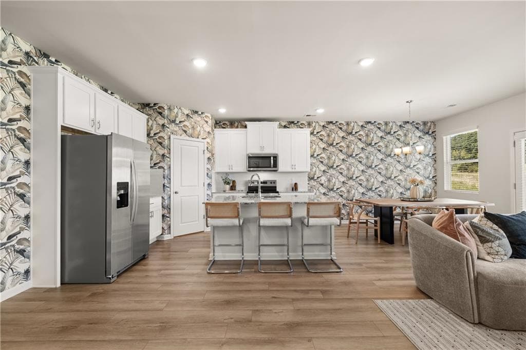 4 bedroom, 2 bathroom, 1,807 sq ft single family residence under contract at 606 Trabert Avenue Avenue, Conyers, GA 30094 — photo 4