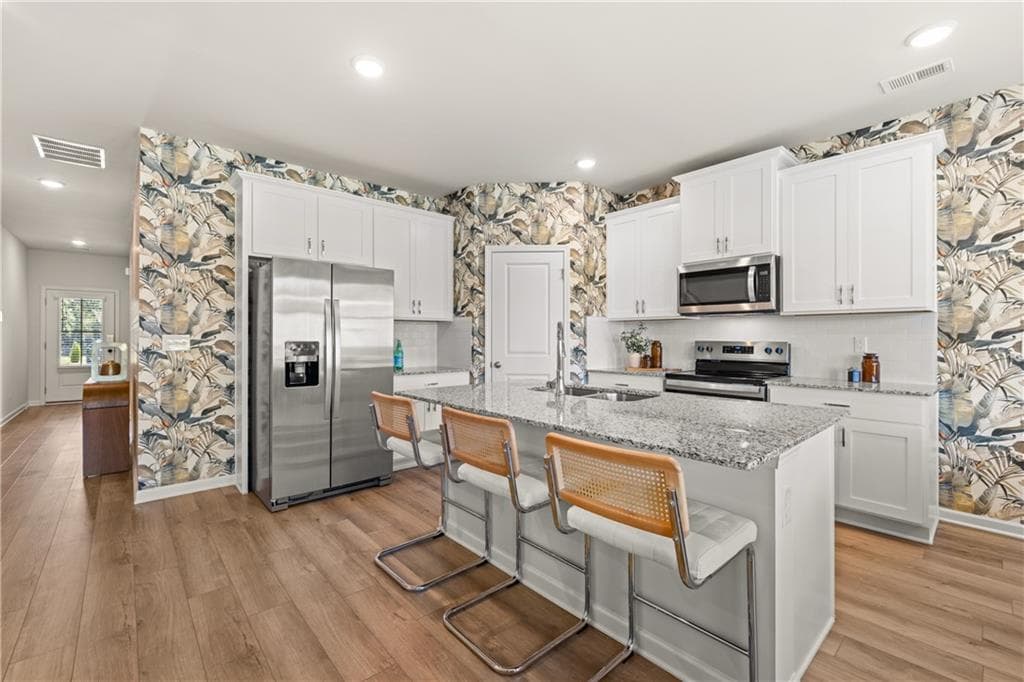 4 bedroom, 2 bathroom, 1,807 sq ft single family residence under contract at 606 Trabert Avenue Avenue, Conyers, GA 30094 — photo 5