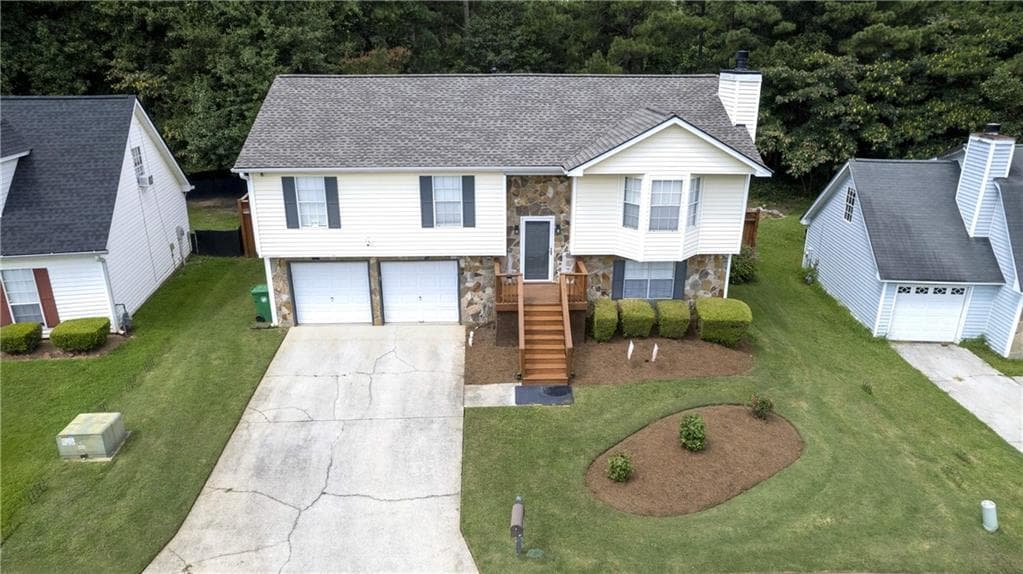 4 bedroom, 3 bathroom, 2,000 sq ft single family residence under contract at 1046 Redan Trace, Stone Mountain, GA 30088 — photo 5