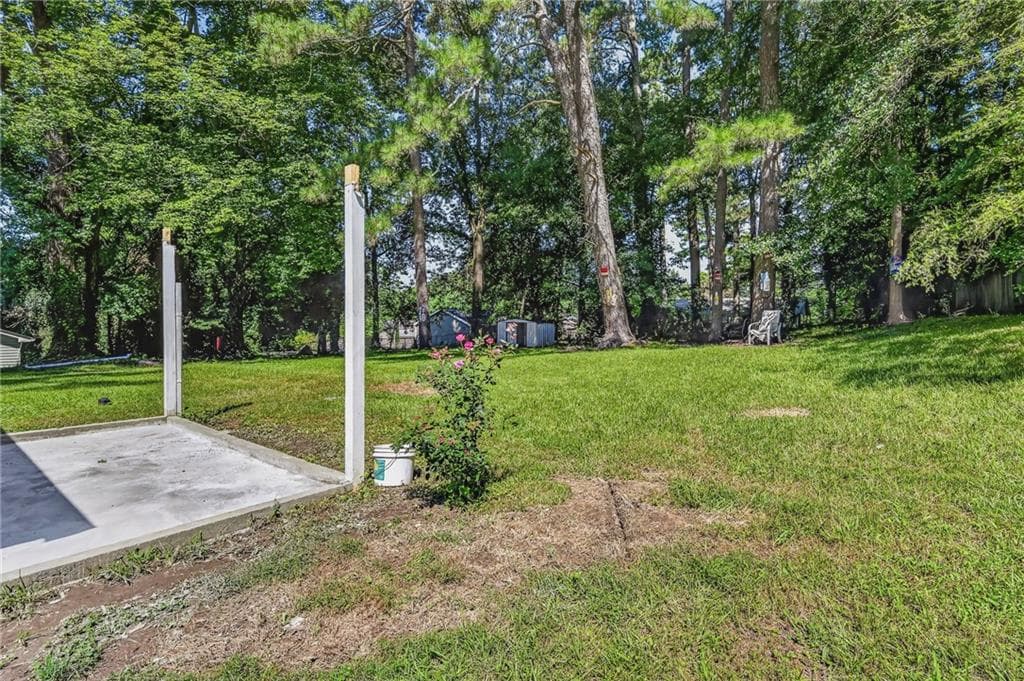 3 bedroom, 2 bathroom, 1,188 sq ft single family residence under contract at 773 Whitehall Drive, Lawrenceville, GA 30043 — photo 7