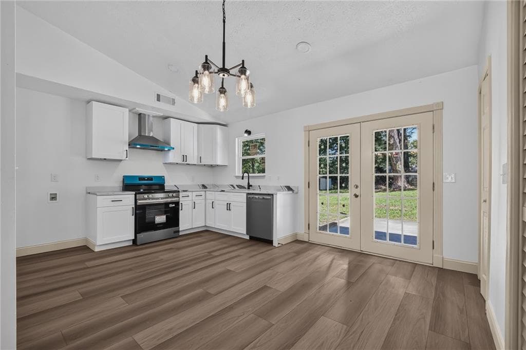 3 bedroom, 2 bathroom, 1,188 sq ft single family residence under contract at 773 Whitehall Drive, Lawrenceville, GA 30043 — photo 10