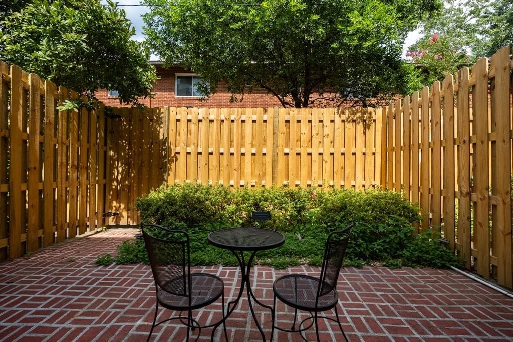 2 bedroom, 2 bathroom, 1,064 sq ft condominium for rent at 1604 Briarcliff Road 2, Atlanta, GA 30306 for $1,800 a month — photo 2