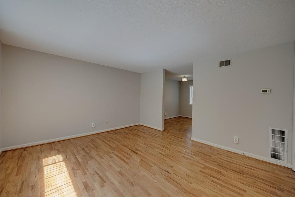 2 bedroom, 2 bathroom, 1,064 sq ft condominium for rent at 1604 Briarcliff Road 2, Atlanta, GA 30306 for $1,800 a month — photo 6