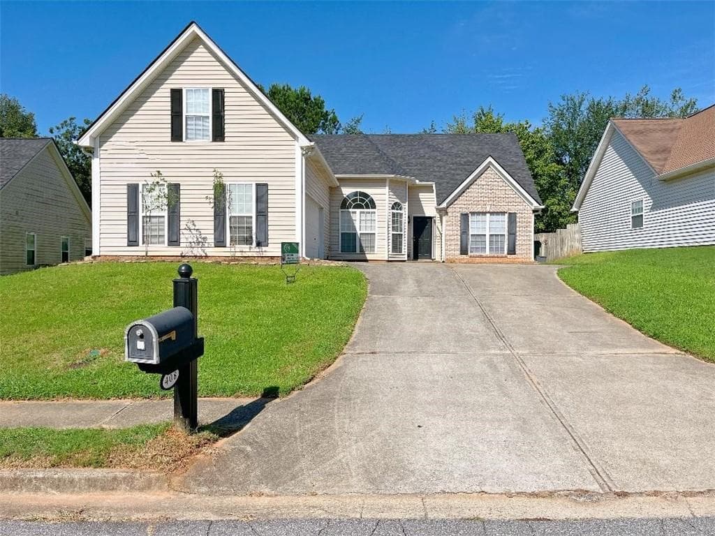 4 bedroom, 2 bathroom, 1,896 sq ft single family residence for rent at 408 Lee Miller Drive, Suwanee, GA 30024 for $2,300 a month
