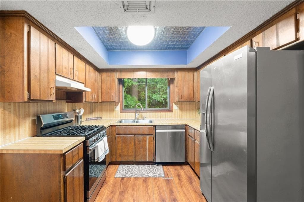 3 bedroom, 2 bathroom, 1,518 sq ft single family residence for sale at 2272 Macby Drive, Marietta, GA 30066 — photo 8