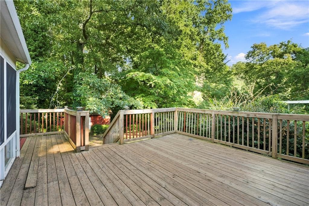3 bedroom, 2 bathroom, 1,624 sq ft single family residence for sale at 2834 S Clark Drive, East Point, GA 30344 — photo 6