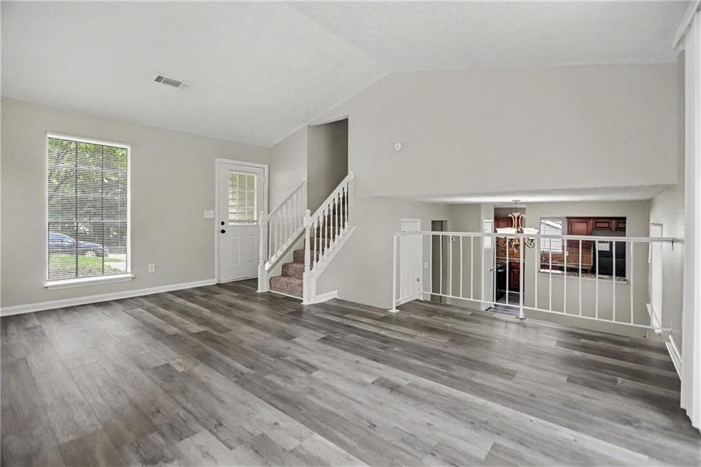 4 bedroom, 2 bathroom, 1,466 sq ft single family residence for sale at 706 Durham Crossing, Stone Mountain, GA 30083 — photo 3