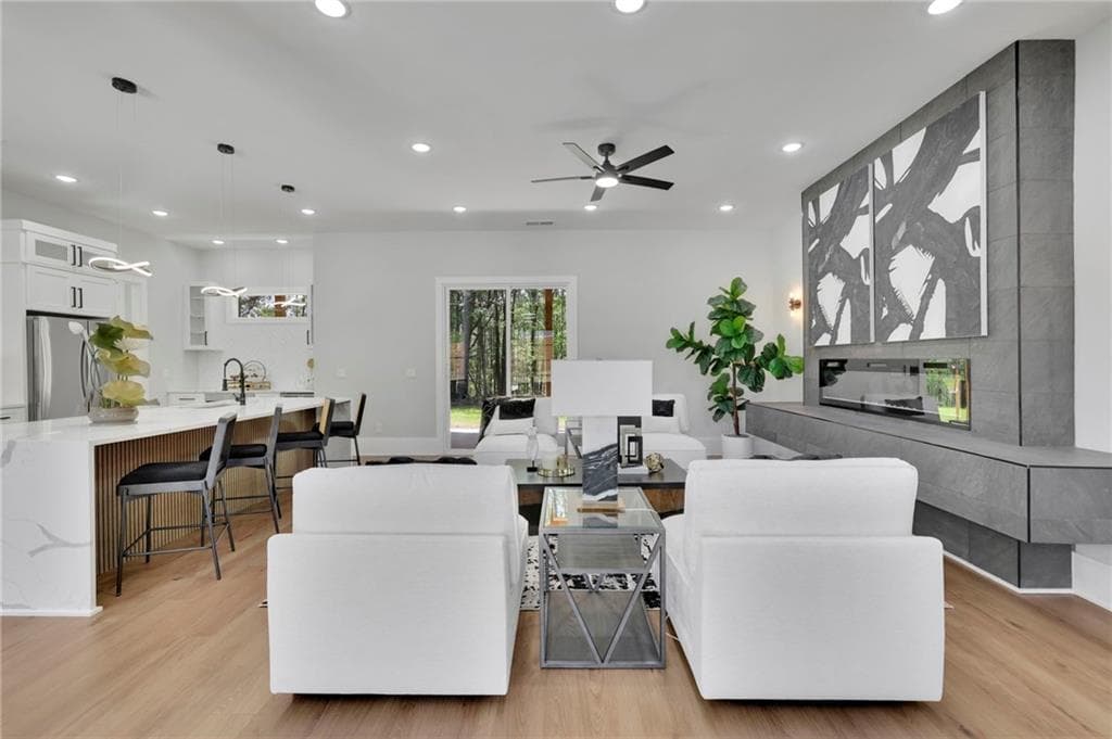 4 bedroom, 4 bathroom, 3,600 sq ft single family residence for sale at 1863 Ben King Road, Kennesaw, GA 30144 — photo 4