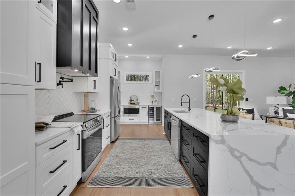 4 bedroom, 4 bathroom, 3,600 sq ft single family residence for sale at 1863 Ben King Road, Kennesaw, GA 30144 — photo 8