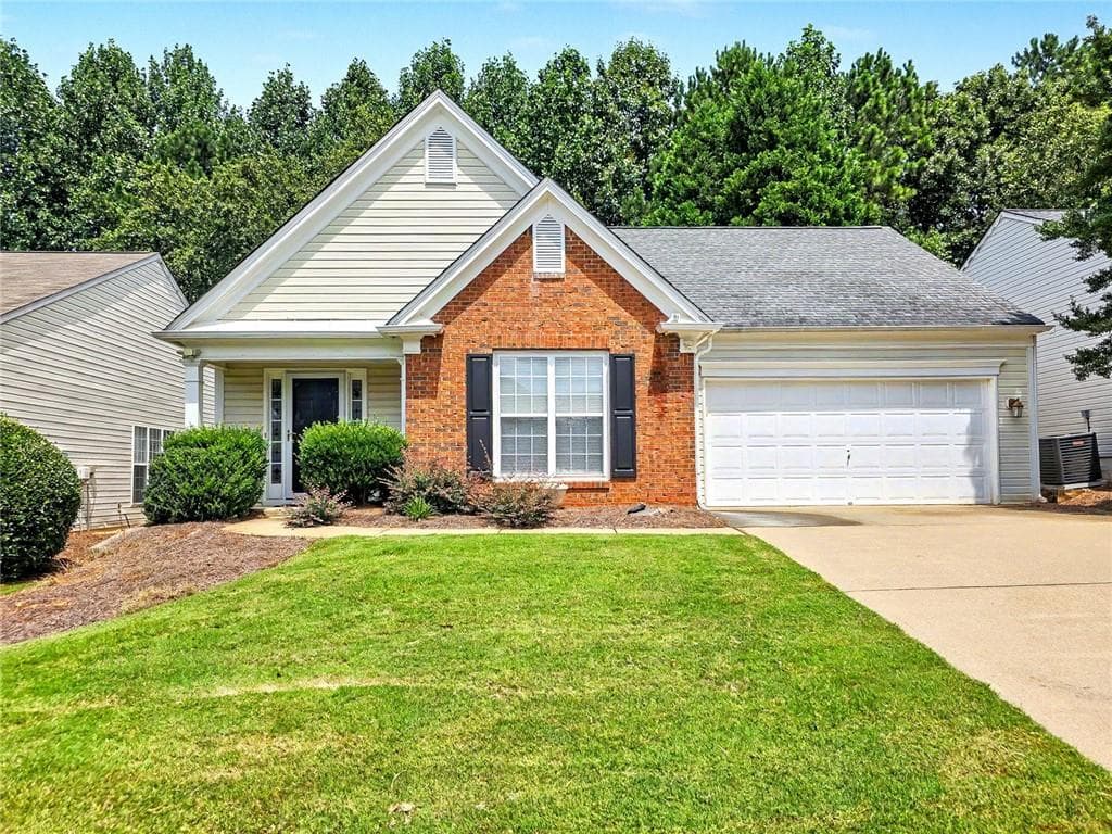 3 bedroom, 3 bathroom, 1,850 sq ft single family residence under contract at 6730 Waveland Drive, Cumming, GA 30040 — photo 2