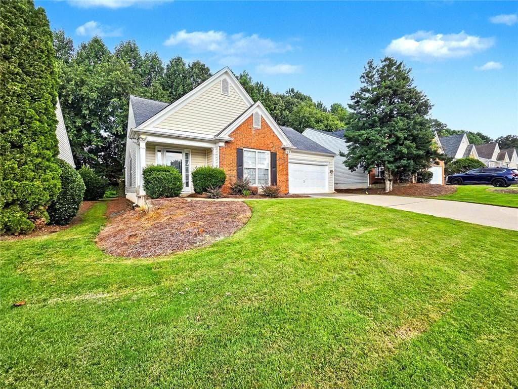 3 bedroom, 3 bathroom, 1,850 sq ft single family residence under contract at 6730 Waveland Drive, Cumming, GA 30040 — photo 4
