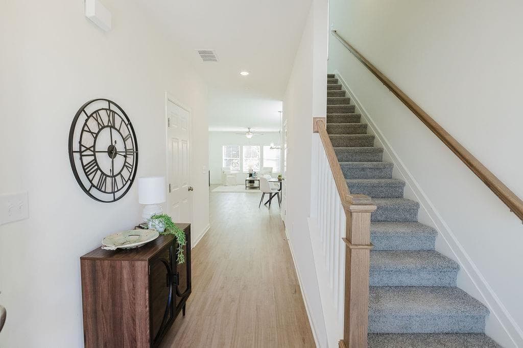 3 bedroom, 3 bathroom, 1,805 sq ft townhouse under contract at 62 Fausett Lane, Dawsonville, GA 30534 — photo 2