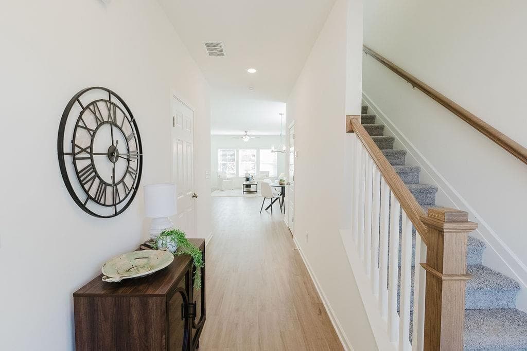3 bedroom, 3 bathroom, 1,805 sq ft townhouse under contract at 62 Fausett Lane, Dawsonville, GA 30534 — photo 3