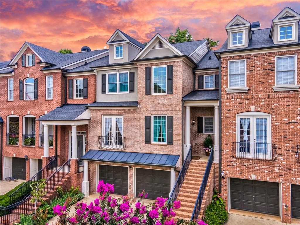 3 bedroom, 4 bathroom, 3,378 sq ft townhouse for sale at 1425 Montclair Court 13, Smyrna, GA 30080