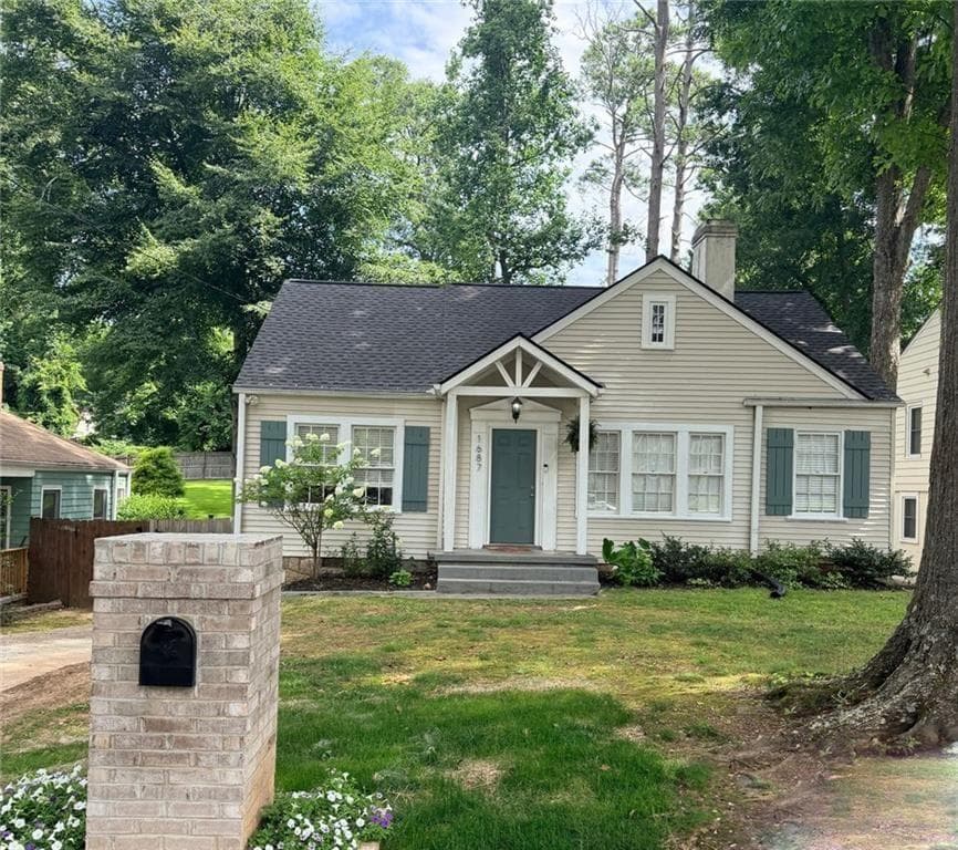 2 bedroom, 1 bathroom, 956 sq ft single family residence for sale at 1687 Richland Road, Atlanta, GA 30311 — photo 3