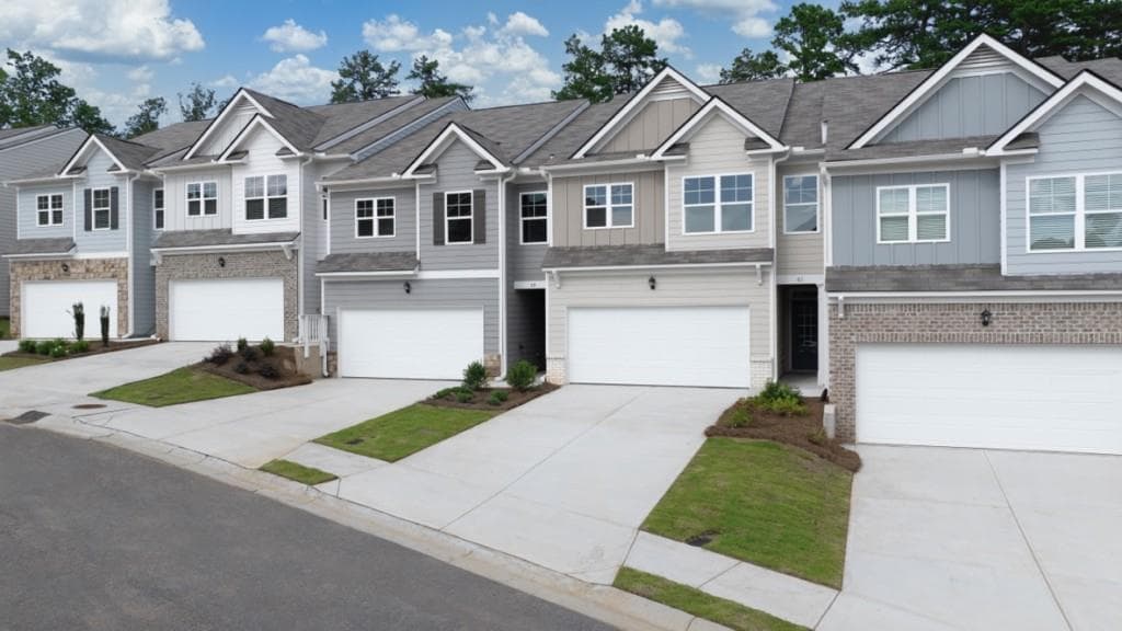 3 bedroom, 3 bathroom, 1,877 sq ft townhouse for sale at 61 Rustin Ridge, Dahlonega, GA 30533 — photo 2