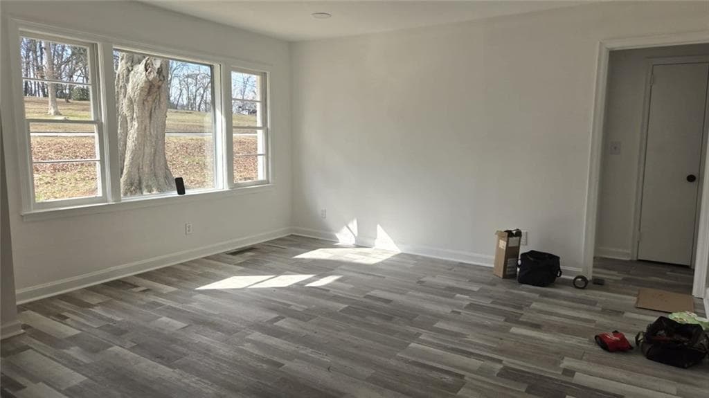 3 bedroom, 2 bathroom, 1,570 sq ft single family residence for sale at 5432 Ash St, Forest Park, GA 30297 — photo 4