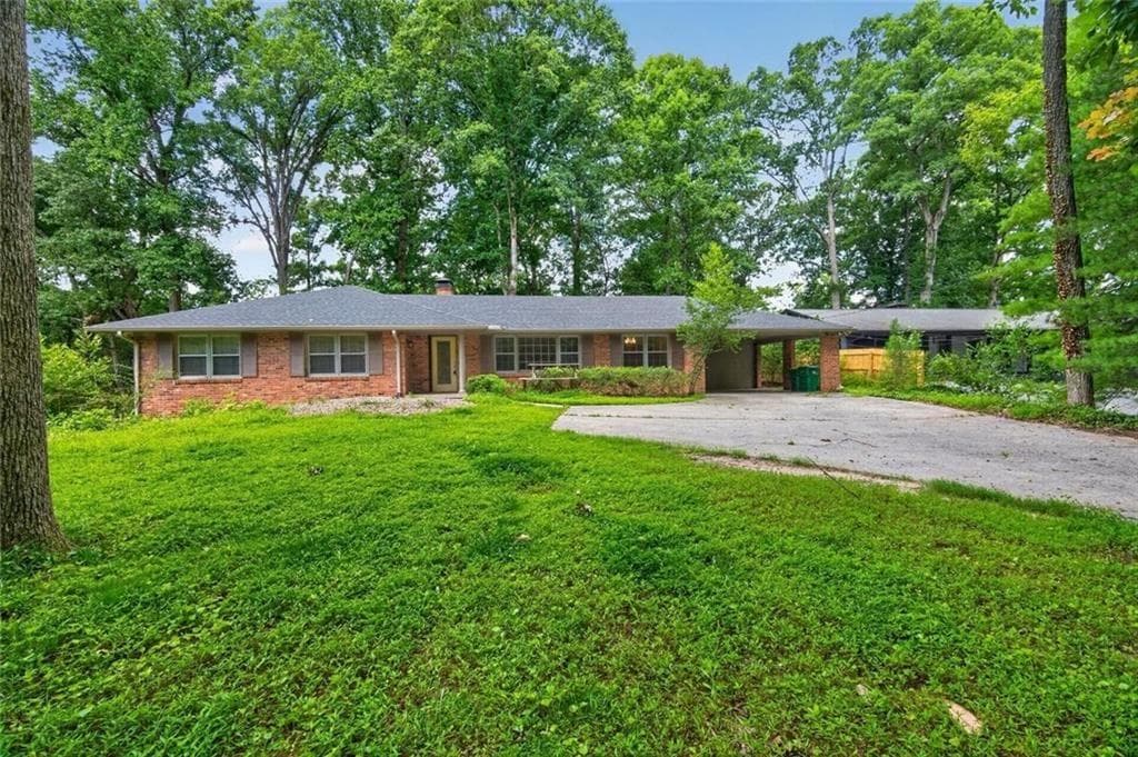 3 bedroom, 2 bathroom, 2,632 sq ft single family residence for rent at 6858 Brandon Mill Road, Sandy Springs, GA 30328 for $3,000 a month — photo 1 of 25