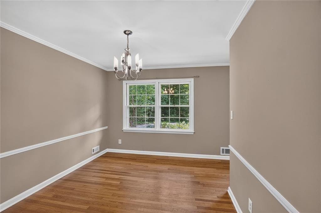 3 bedroom, 2 bathroom, 2,632 sq ft single family residence for rent at 6858 Brandon Mill Road, Sandy Springs, GA 30328 for $3,000 a month — photo 5