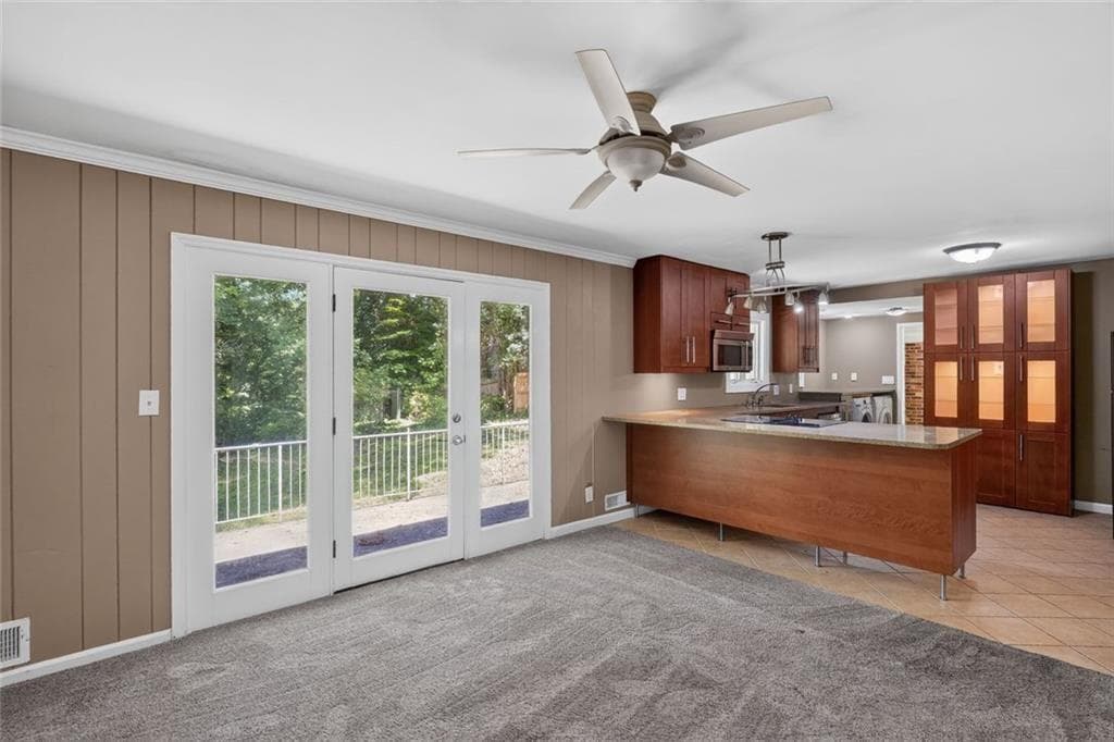3 bedroom, 2 bathroom, 2,632 sq ft single family residence for rent at 6858 Brandon Mill Road, Sandy Springs, GA 30328 for $3,000 a month — photo 10