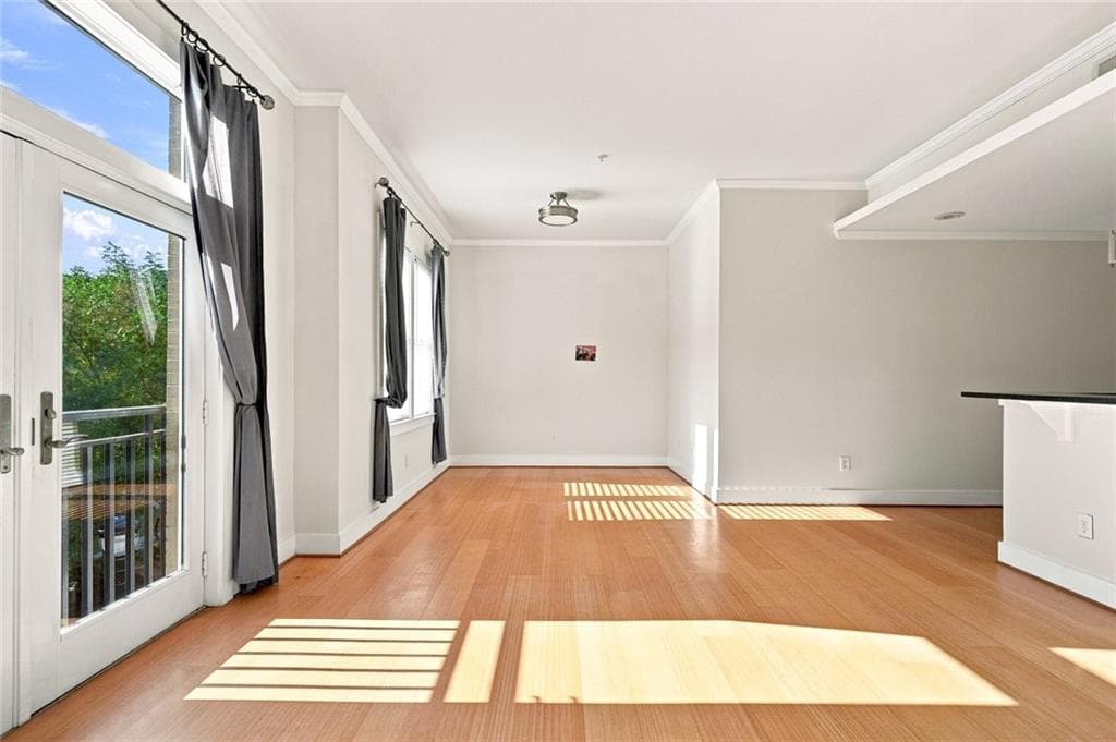 2 bedroom, 2 bathroom, 1,125 sq ft condominium for sale at 933 Garrett Street 201, Atlanta, GA 30316 — photo 6