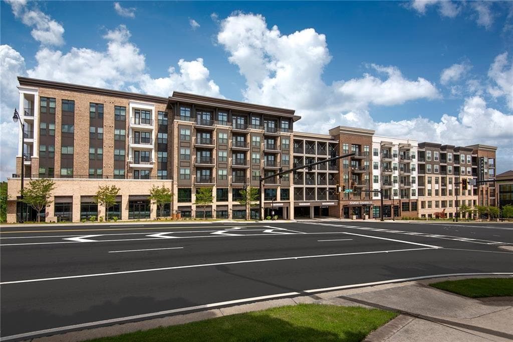 2 bedroom, 2 bathroom, 1,088 sq ft apartment for rent at 5180 Peachtree Boulevard B4, Chamblee, GA 30341 for $2,767 a month — photo 4