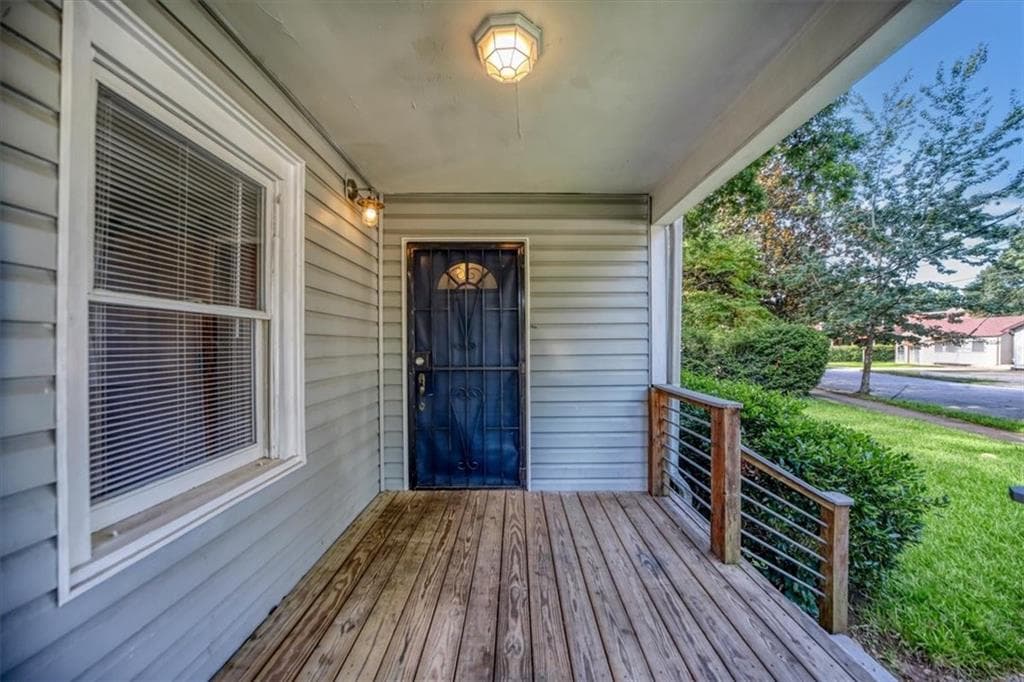 3 bedroom, 2 bathroom, 1,100 sq ft single family residence for sale at 3014 E Point Street, Atlanta, GA 30344 — photo 6