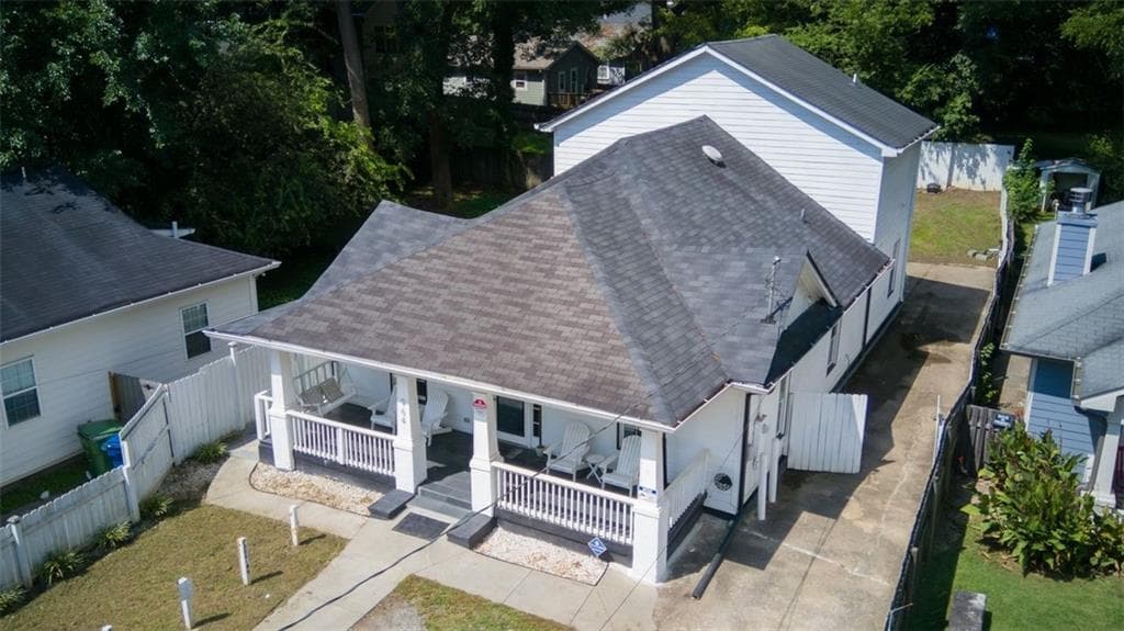 4 bedroom, 3 bathroom, 2,304 sq ft single family residence for sale at 964 Mayson Turner Road, Atlanta, GA 30314