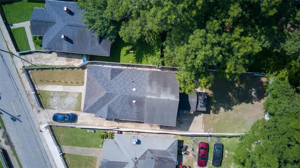 4 bedroom, 3 bathroom, 2,304 sq ft single family residence for sale at 964 Mayson Turner Road, Atlanta, GA 30314 — photo 3