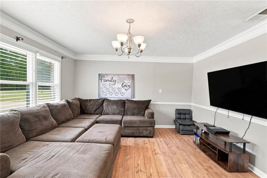 4 bedroom, 3 bathroom, 4,026 sq ft single family residence for sale at 2716 S 16 Highway, Carrollton, GA 30116 — photo 4