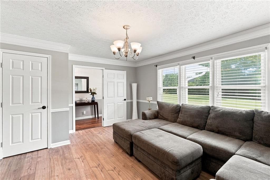 4 bedroom, 3 bathroom, 4,026 sq ft single family residence for sale at 2716 S 16 Highway, Carrollton, GA 30116 — photo 5