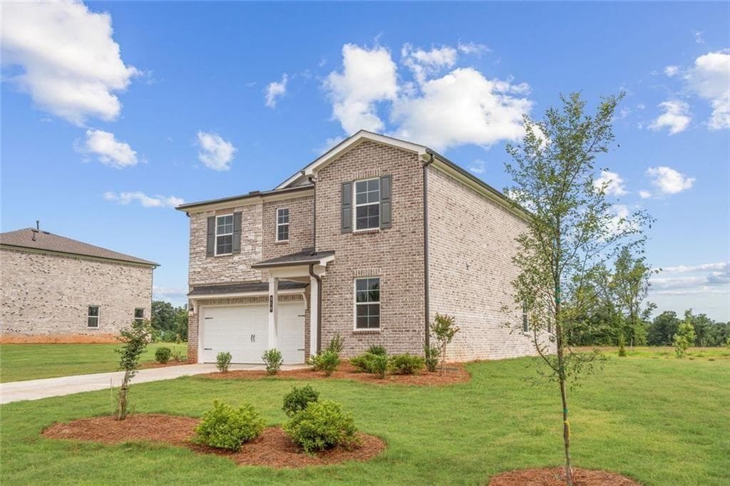 4 bedroom, 3 bathroom, 2,400 sq ft single family residence for sale at 317 Earnshaw Avenue, Mcdonough, GA 30253 — photo 3