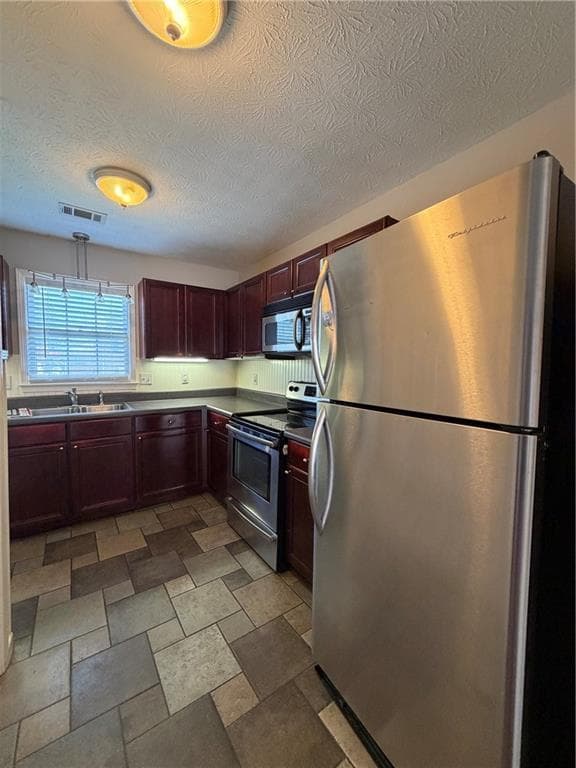 2 bedroom, 3 bathroom, 1,260 sq ft townhouse for rent at 2852 Webb Bridge Road, Alpharetta, GA 30009 for $1,800 a month — photo 5