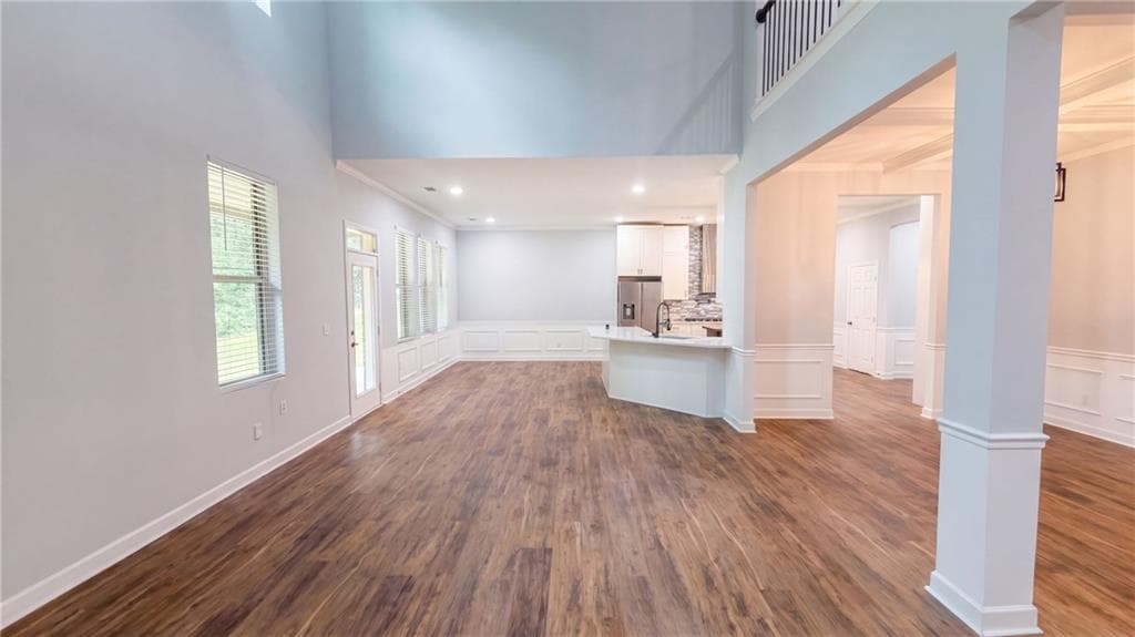 6 bedroom, 6 bathroom, 4,879 sq ft single family residence for sale at 321 Basel Way, Hampton, GA 30228 — photo 3