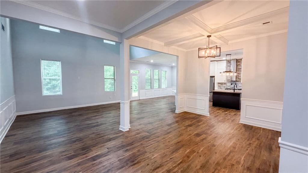 6 bedroom, 6 bathroom, 4,879 sq ft single family residence for sale at 321 Basel Way, Hampton, GA 30228 — photo 7