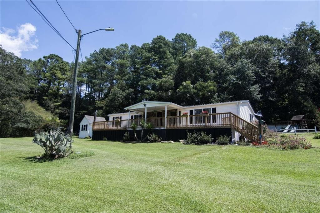 3 bedroom, 2 bathroom, 1,248 sq ft single family residence under contract at 5815 Hamby Drive, Cumming, GA 30028
