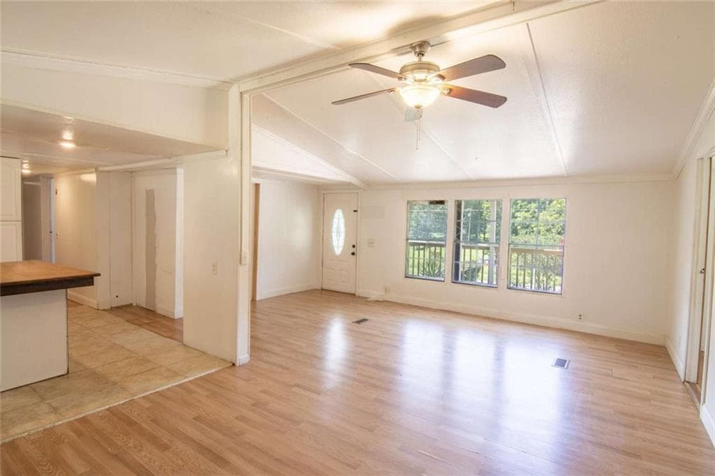 3 bedroom, 2 bathroom, 1,248 sq ft single family residence under contract at 5815 Hamby Drive, Cumming, GA 30028 — photo 7