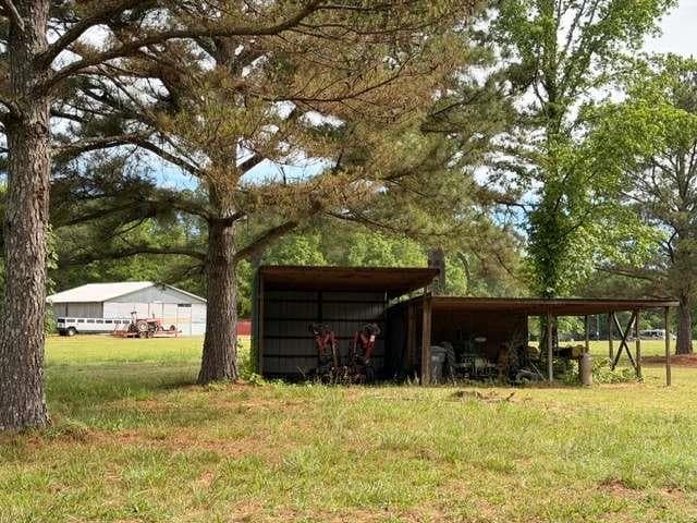 single family residence for sale at 3650 Spring Valley Drive, Loganville, GA 30052 — photo 8