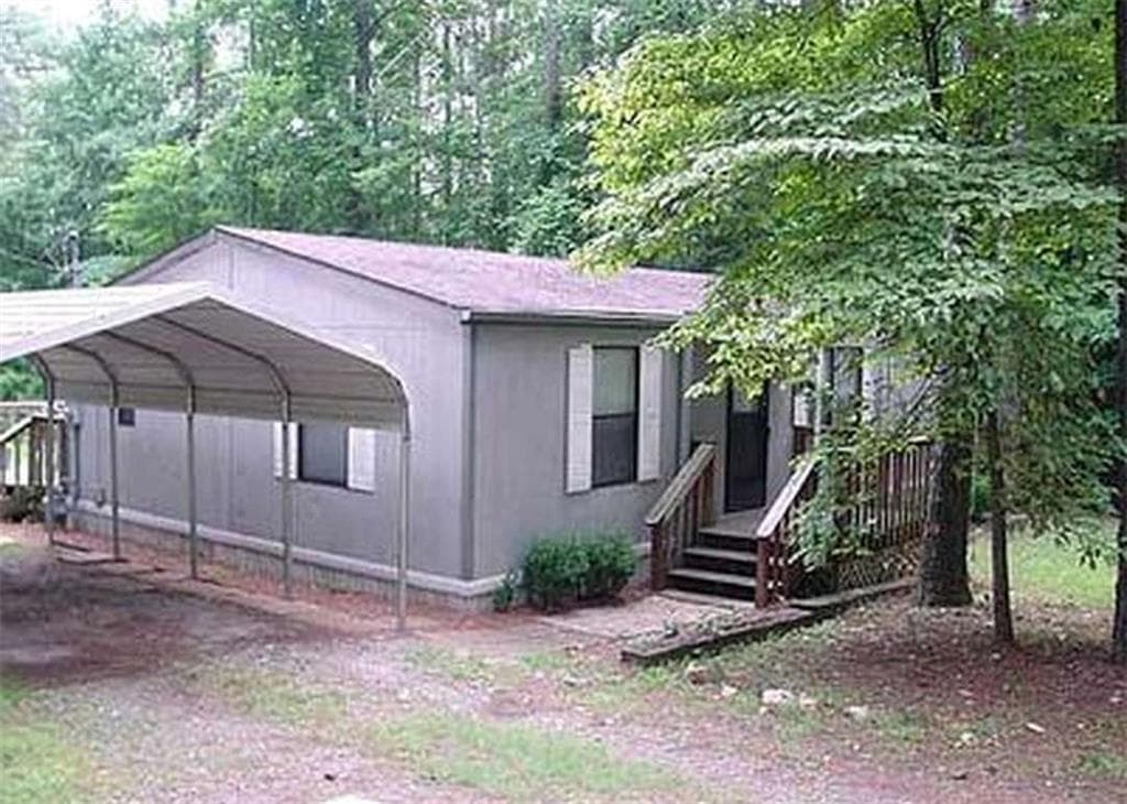 2 bedroom, 2 bathroom, 960 sq ft single family residence for sale at 400 Sunset Drive, Acworth, GA 30102 — photo 2