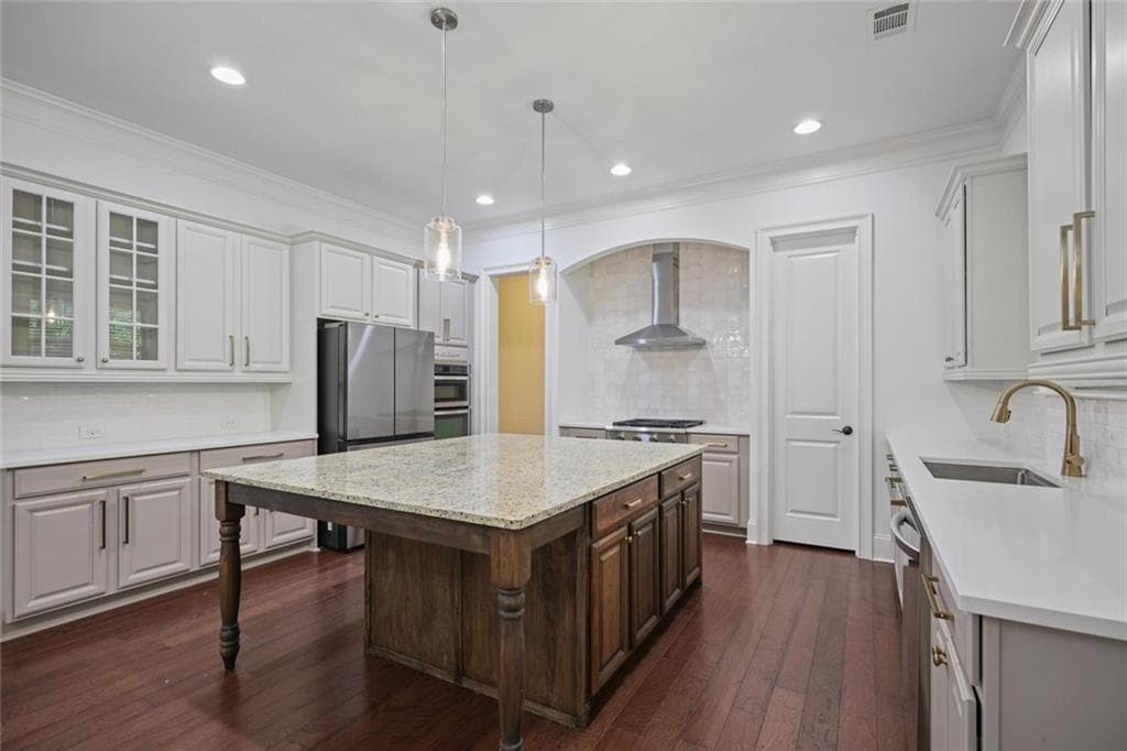 5 bedroom, 4 bathroom, 4,146 sq ft single family residence for sale at 3936 Dahlwiny Court, Sandy Springs, GA 30350 — photo 9