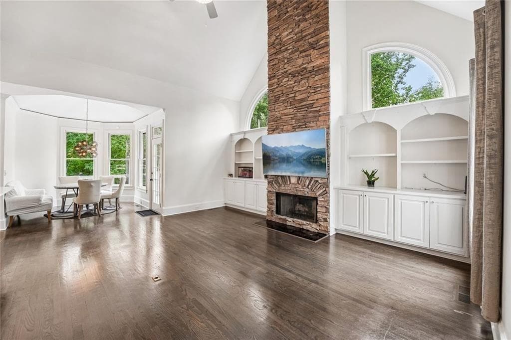 7 bedroom, 5 bathroom, 5,655 sq ft single family residence for sale at 1091 Fieldstone Trail, Milton, GA 30004 — photo 8